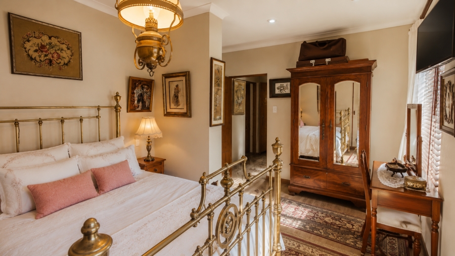 5 Bedroom Property for Sale in Outeniqua Strand Western Cape